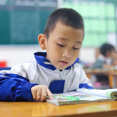 Miễn học phí vẫn 'méo mặt' tiền học liên kết