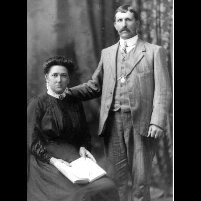 O'keeffes Lane: Lyn Brandon (nee Okeeffe) Jaspers Brush