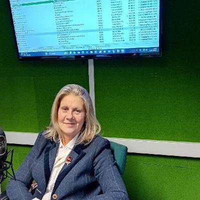 Maggie & Kelvin talks to Joanne about Feet, Ears and more.