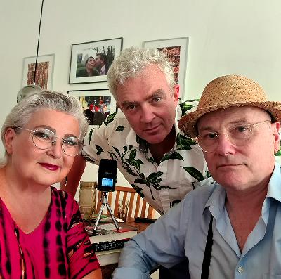 Schwarz hören: Petra Schwarz im Gespräch mit Pigor & Eichhorn über Leben und Tod Schwarz hören: Petra Schwarz im Gespräch mit Pigor & Eichhorn über Leben und Tod