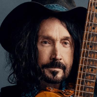 Mike Campbell Chats 'Heartbreaker' Book with Pierre Robert