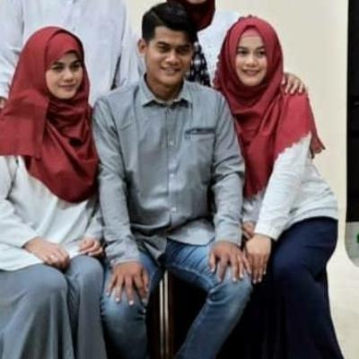 Hari Pramuka: Ngobrol bareng kembaran (Kha)