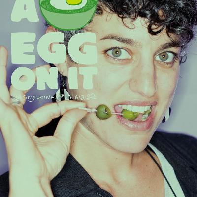 Episode 38: Recommended Reading Returns with 10 Years of Put A Egg On It