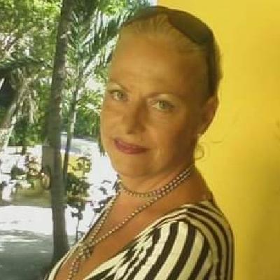 Entrevista a Nadia Windel ( Isabel en Perros Callejeros)