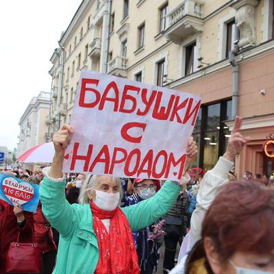 Выпуск №37: "Лукашенко в СИЗО, Как правильно избивать пенсионеров, Брат героя Беларуси"