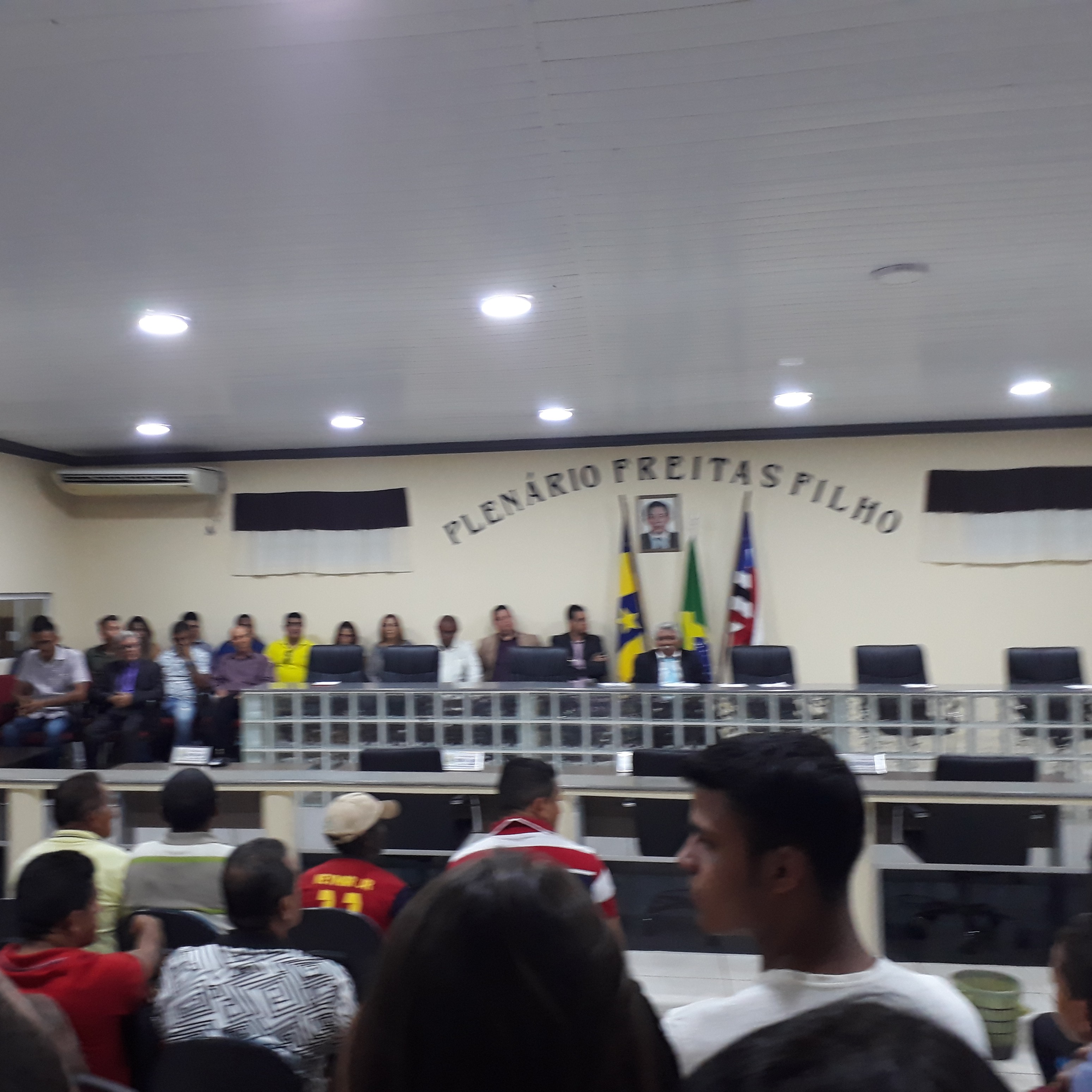 REMOCIF -  POLITICA DA HORA