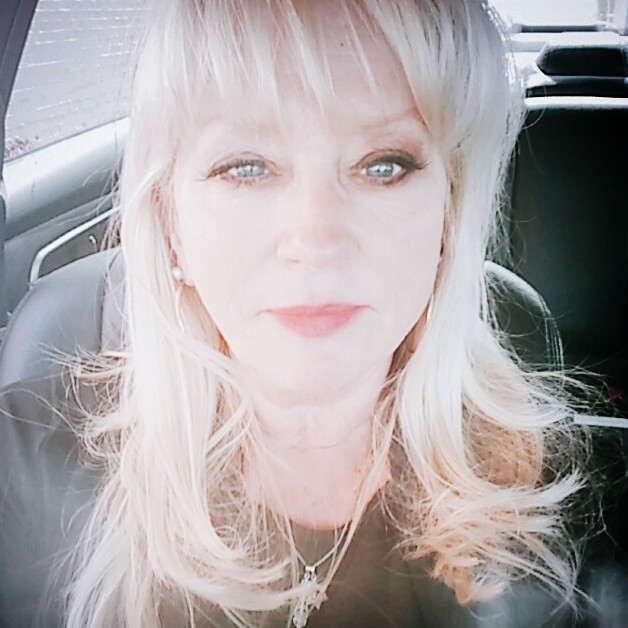 Intro Your Voice with Vicki Lynn podcast Intro Your Voice with Vicki Lynn podcast