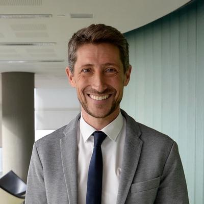 Hernán Letcher @hernanletcher (Economista, Director Centro de Economía Política Argentina) Unas Cuantas Verdades