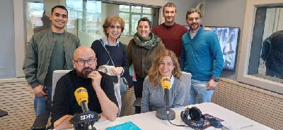 Mohamed, del desierto a San Mamés: la historia del voluntario que acompaña a personas con movilidad reducida en los partidos del Athletic Mohamed, del desierto a San Mamés: la historia del voluntario que acompaña a personas con movilidad reducida en los partidos del Athletic