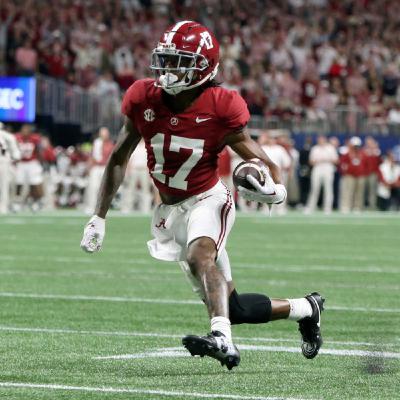 Bond, Isaiah Bond: Shaking the Internet Like a Martini Bond, Isaiah Bond: Shaking the Internet Like a Martini