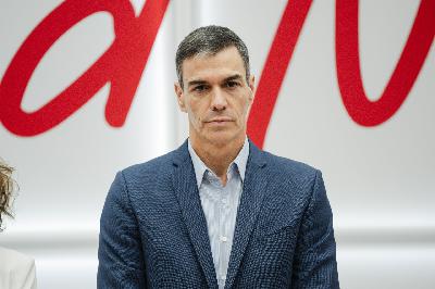 Tertulia: Más allá de lo que le viene bien o no a Sánchez