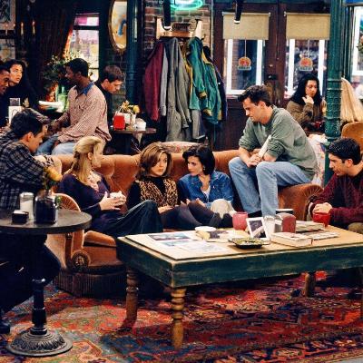 Todos somos sospechosos - ¿Quedamos? Sobre las amistades...- 17/12/25