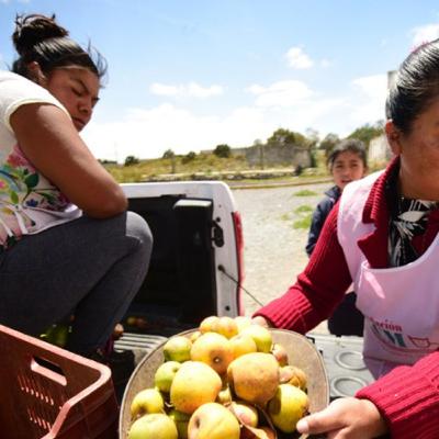El papel de la mujer en la y las generaciones y sus características