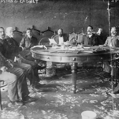 S8 Ep157: Maduro's Tenuous Position — Gregory Copley — Copley asserts that Nicolás Maduro's political position has become increasingly tenuous following U.S. designation of Venezuelan airspace as a no-fly zone and the systematic loss of Maduro's regional political