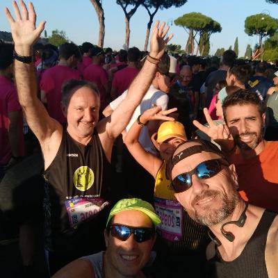 Episodio 384 Razones para correr un 10k como primer objetivo. Episodio 384 Razones para correr un 10k como primer objetivo.