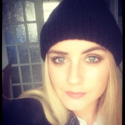 Ep9 – Eilis D – Baby due today, dance school to run and baking to be done, easy peasy.