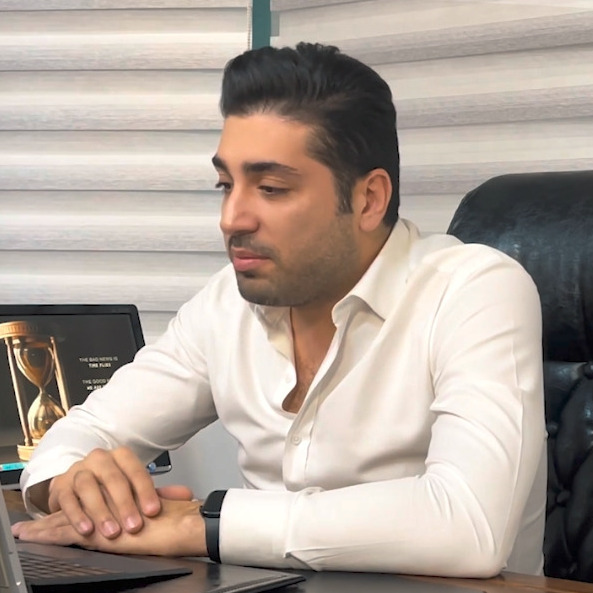 اپیزود بیست و نهم؛فرشید آریاشکوه (آروین رایان سیستم، تولیدکننده نرم‌افزار های مالی و اداری برای سازمان های بزرگ)