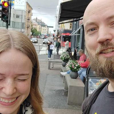 K. L. Kølleskov: Se hva jeg synes er sexy, synes ikke du også det er sexy, skal vi synes det er sexy sammen? K. L. Kølleskov: Se hva jeg synes er sexy, synes ikke du også det er sexy, skal vi synes det er sexy sammen?