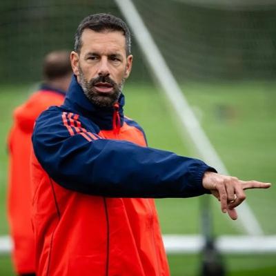 Szezon eleji összeharangozó Szezon eleji összeharangozó