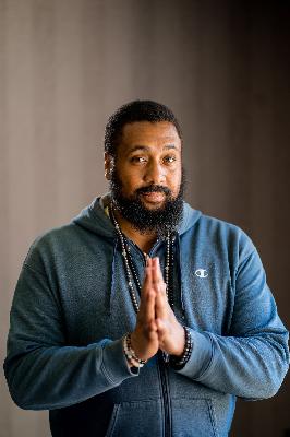 Episode 318:  Reggie Hubbard:  Activism/Sound/Yoga/Mindfulness/Political Strategy