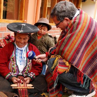 Serie América Entretejida: Capitulo 3: Tiñe la esperanza (Perú-2011) Serie América Entretejida: Capitulo 3: Tiñe la esperanza (Perú-2011)