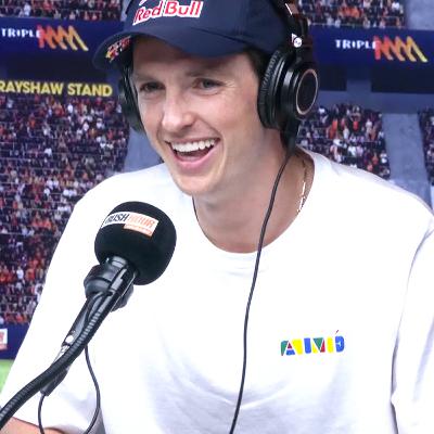 Scotty James Returns Home to Speak to JB and Billy