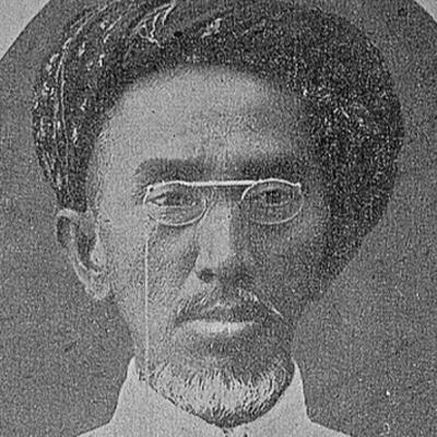 KH AHMAD DAHLAN, SANG PEMBAHARU YANG AJARANNYA MENUAI KONTROVERSI KH AHMAD DAHLAN, SANG PEMBAHARU YANG AJARANNYA MENUAI KONTROVERSI