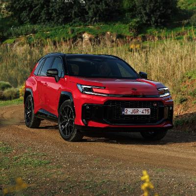 Toyota RAV4 2026 - Design, tecnologia e motorizzazioni ibride per il SUV globale Toyota RAV4 2026 - Design, tecnologia e motorizzazioni ibride per il SUV globale