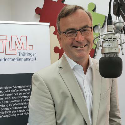 #006 „Facebook, Google und Co.: Wie regulieren die Landesmedienanstalten die Aktivitäten der Intermediäre?“