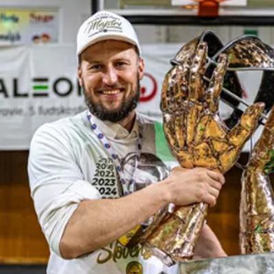 59 TÍM S CHARAKTEROM VÍŤAZÍ - Madzin Michal - basketbal