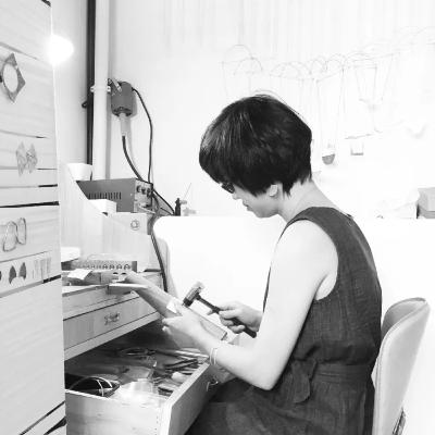 56: Creator | 小首饰里有大空间,LINKUNIT从建筑到首饰的探索之路 56: Creator | 小首饰里有大空间,LINKUNIT从建筑到首饰的探索之路