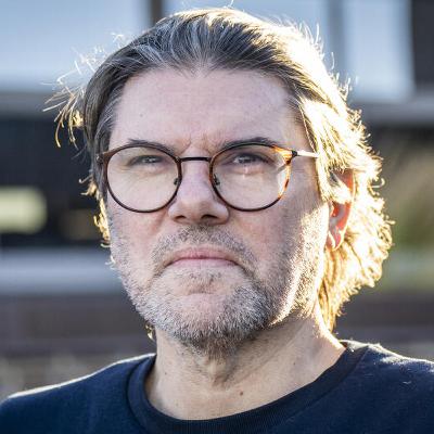 Mette Frederiksen er lagt i benlås på Borgen Mette Frederiksen er lagt i benlås på Borgen