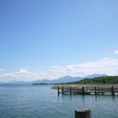 Inselwanderung auf bayerisch🛥: rund um herrenchiemsee Inselwanderung auf bayerisch🛥: rund um herrenchiemsee