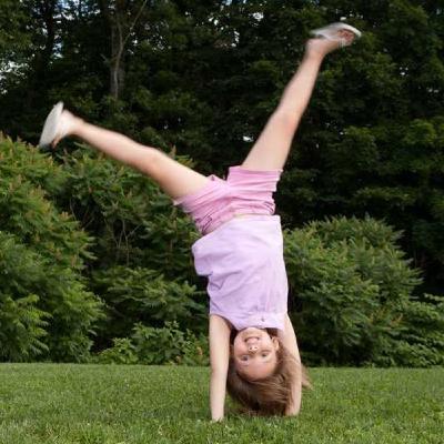 003-5 formas de hacer mas feliz a tu centennial 003-5 formas de hacer mas feliz a tu centennial