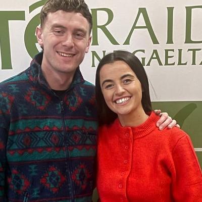 Katelyn Hayes, Seán Ó Maoilchiaráin agus Roseanne Ní Cheallaigh, painéal na seachtaine.
