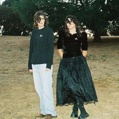 Boyish Brings Walls of Guitars to the 'Gun' Show, In-Studio