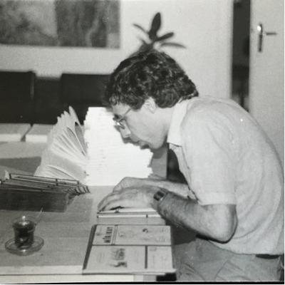 #20. Mîzahşorekî Salên 1990î: Mahmûd Lewendî