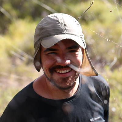 Episode 24 Phd Candidate Fabian Salgado: The Evolution of spider color polymorphism, and Field work in The Andes and Amazon!