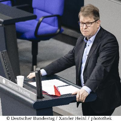 Wird aus der Ukraine ein Afghanistan 2.0? Stegner (SPD): Trump verhält sich wie beim Doha-Abkommen Wird aus der Ukraine ein Afghanistan 2.0? Stegner (SPD): Trump verhält sich wie beim Doha-Abkommen