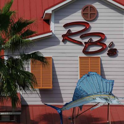 Episode 10 - RB's Seafood/Theater 99