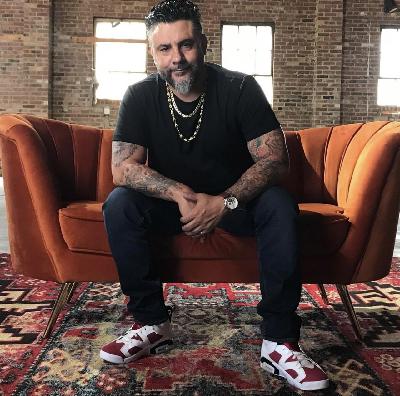 Square Peg Podcast with Adam Oakey - The Black Belt Lawyer