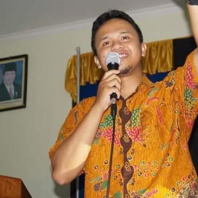 Telaah Singkat Kitab Nidzam Islam