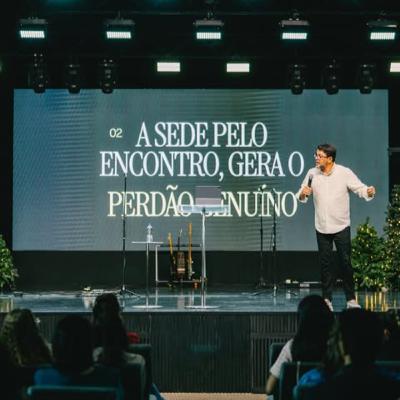 Obediência que gera dependência - Alessandro Paiva Obediência que gera dependência - Alessandro Paiva