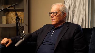 Joel Salatin on Breaking Out of Conventionality, Community Building, Alternate Food Systems, and More