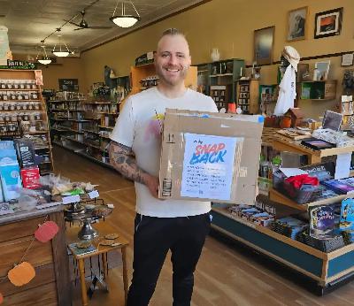 Wisconsin grocery store lets regulars start tabs during government shutdown