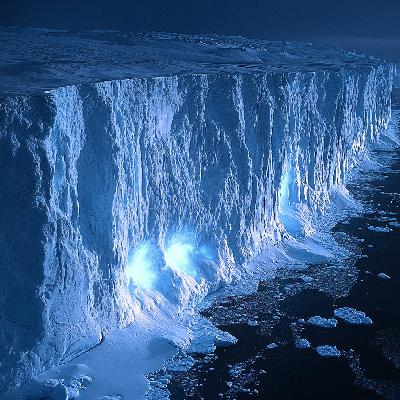 007 – Widespread seawater intrusions beneath the grounded ice of Thwaites Glacier