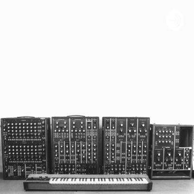 Analog Synthesis 101: Oscillators, Waveshapes, White Noise, Filters, Amplitude, Envelope, Sequencers