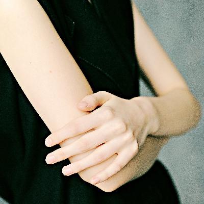 1.9 lay a finger on sb 1.9 lay a finger on sb