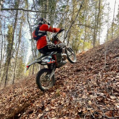 (更新)越野摩托車動力運用指南：駕馭扭力、功率與離合器藝術