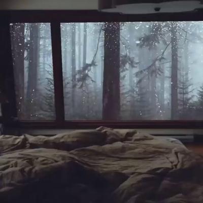 12 horas de lluvia y truenos para dormir relajadamente